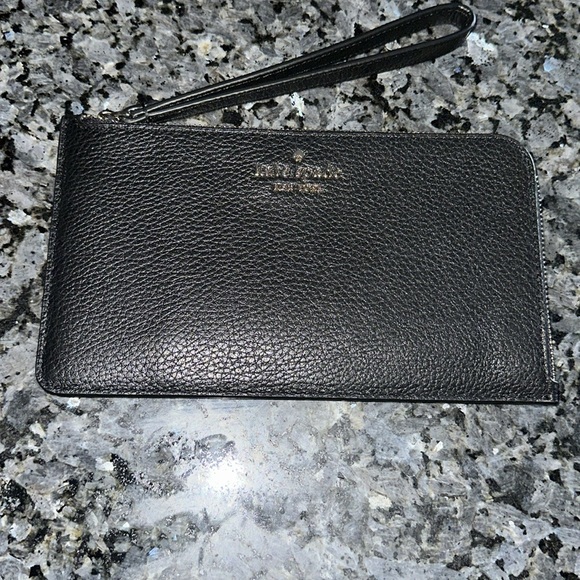 Kate Spade Black Wristlet Wallet - Choose 1 - Pebbled OR Saffiano Leather 🌹🌹 - Picture 3 of 10